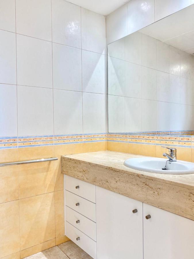 Appartement Devant La Plage Росас Экстерьер фото