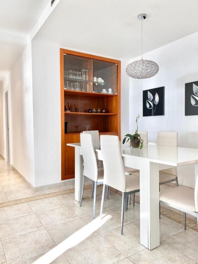 Appartement Devant La Plage Росас Экстерьер фото